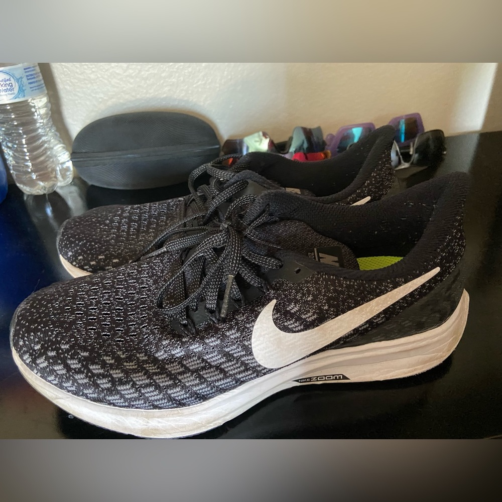 Black Nike Pegasus